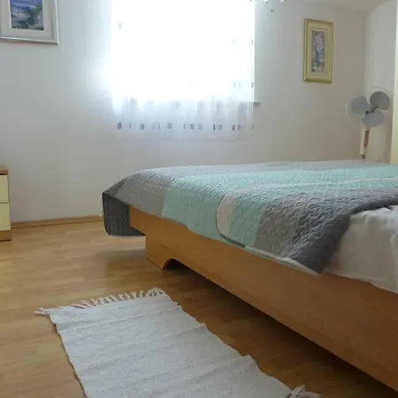 아파트 Apartman Vita 2 *