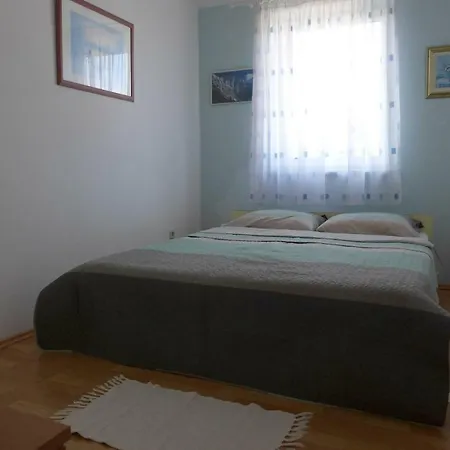 Apartman Vita 2 公寓