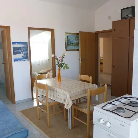 Apartman Vita 2 * 普莱曼图拉